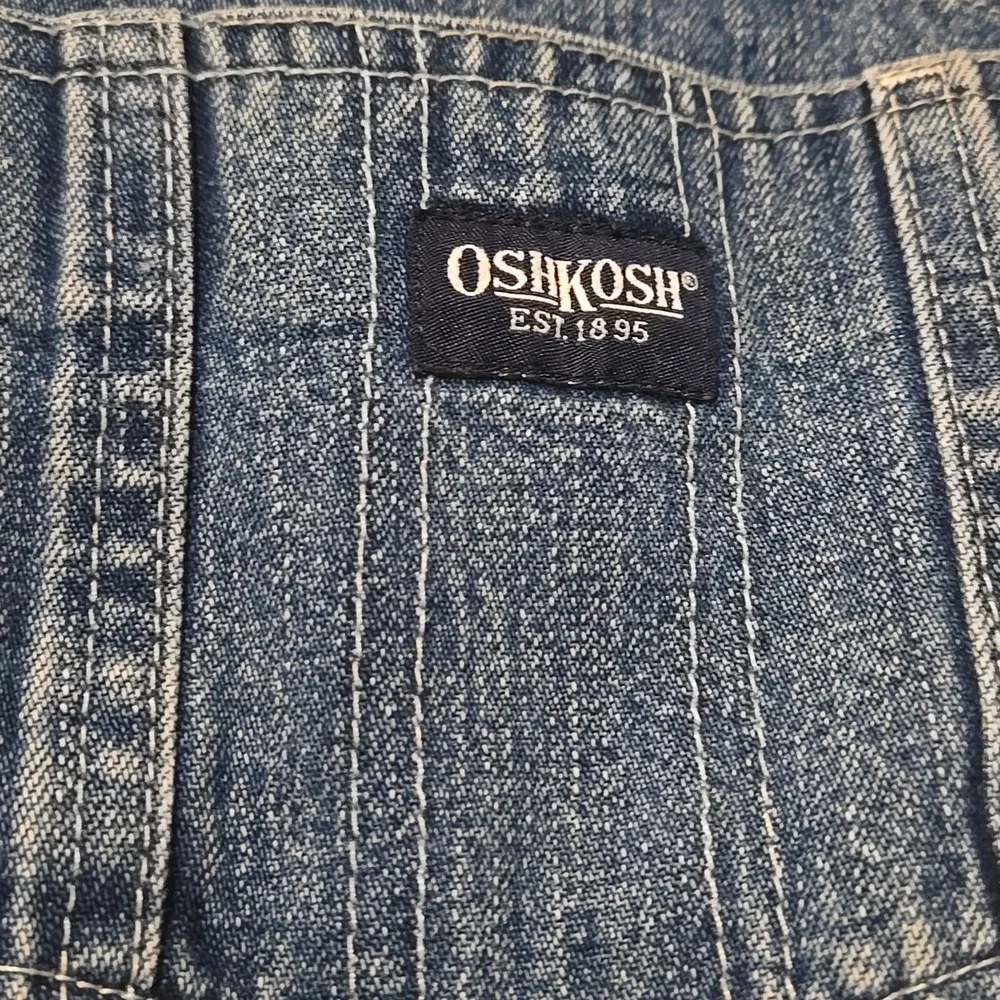 Vintage OshKosh B'gosh Blue Denim Carpenter Overalls for Kids Size 4/4T